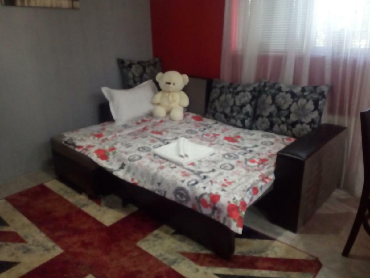 Apartment Diana Resilovo エクステリア 写真